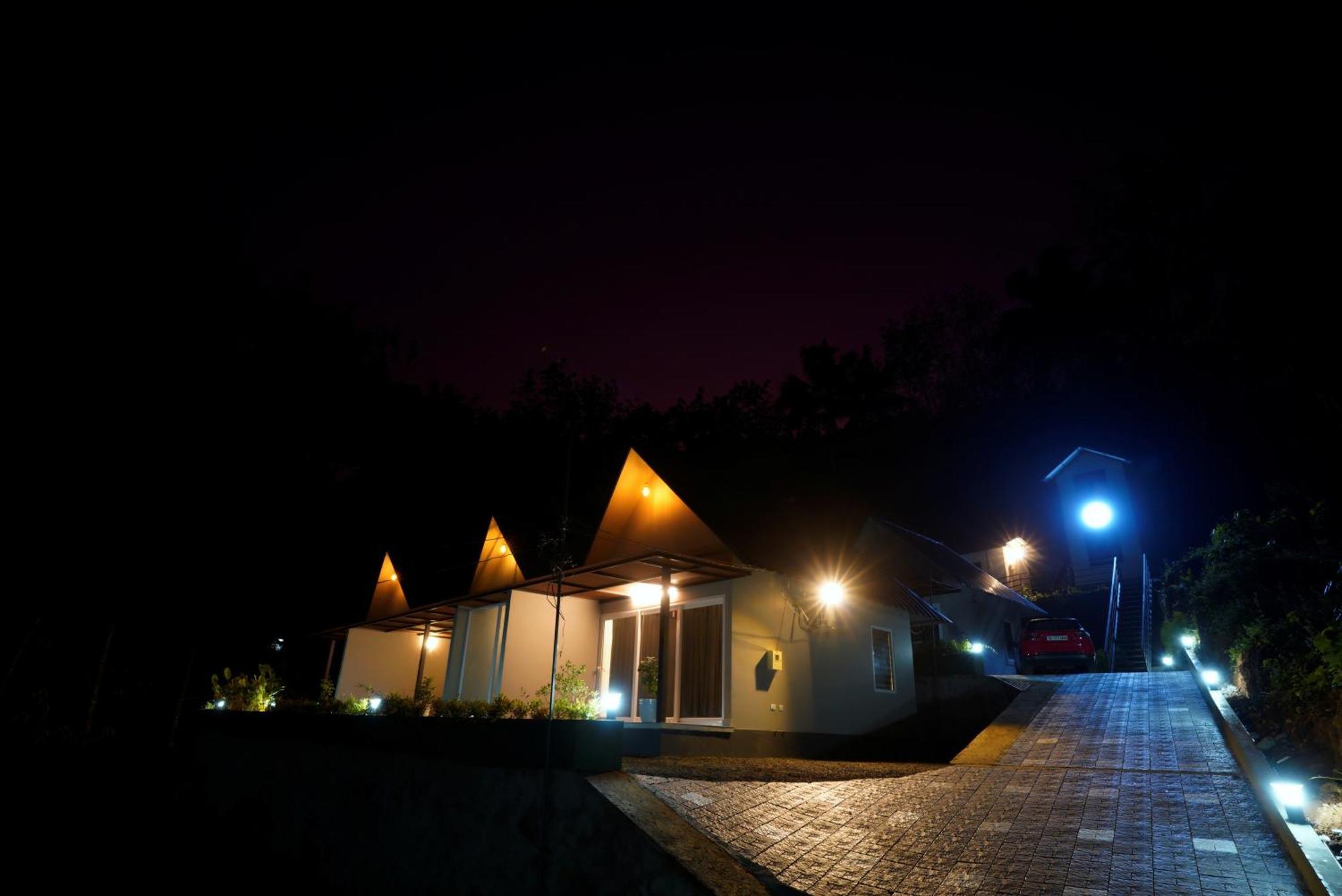 Elephant Village مونار المظهر الخارجي الصورة