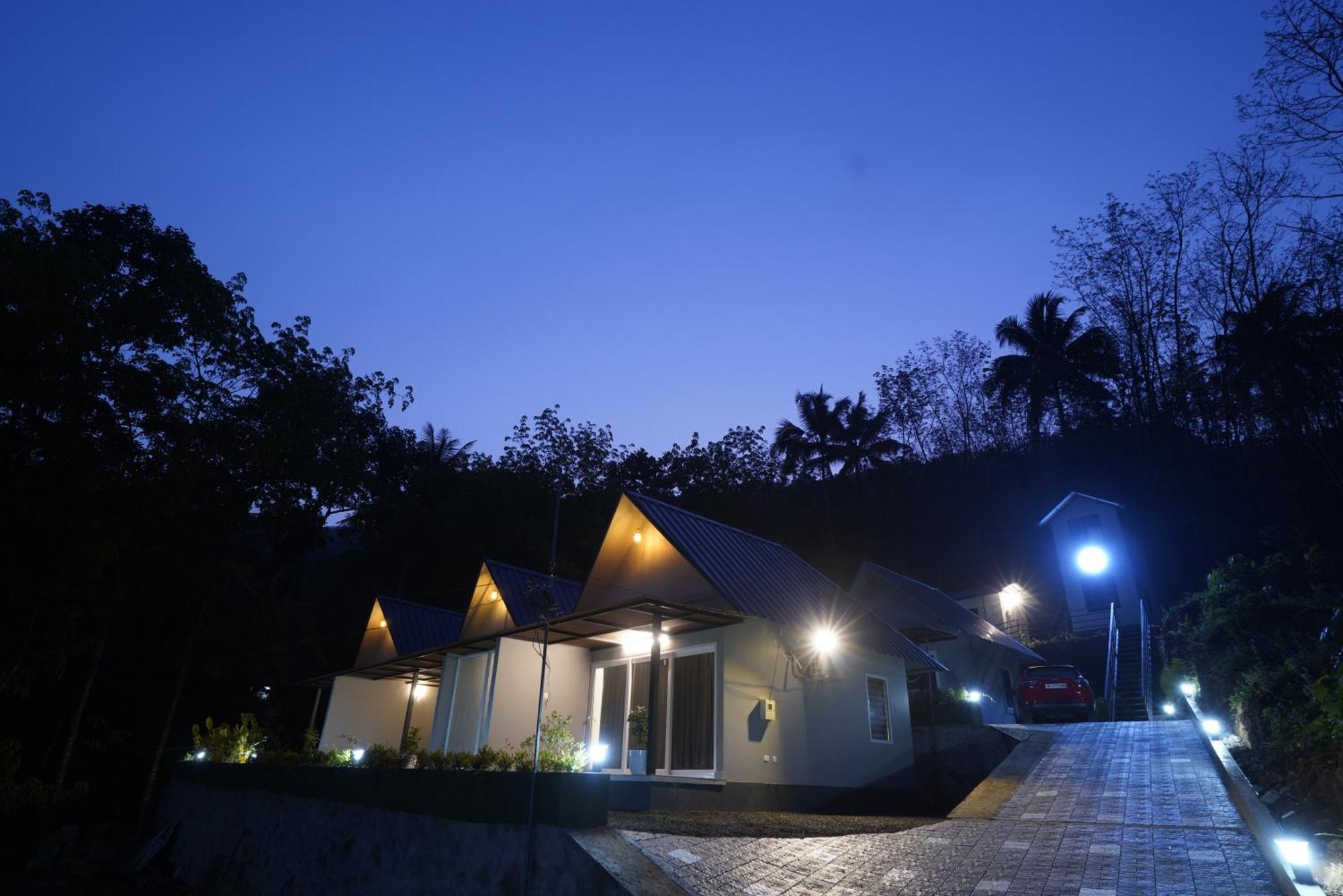 Elephant Village مونار المظهر الخارجي الصورة